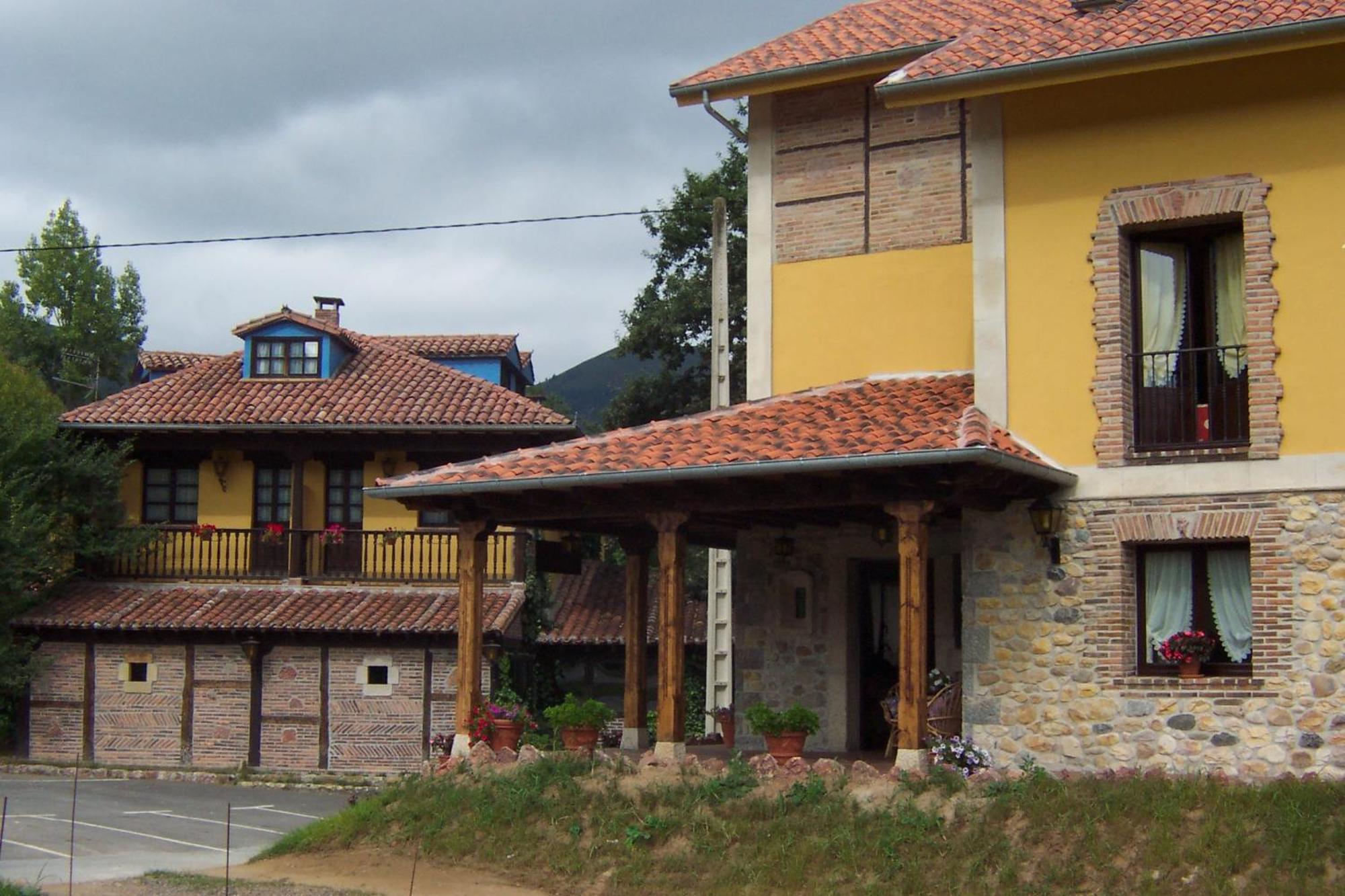 Conjunto Hotelero La Pasera Сото де Кангас Екстериор снимка